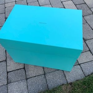 1980 Huge Tiffany Box, empty